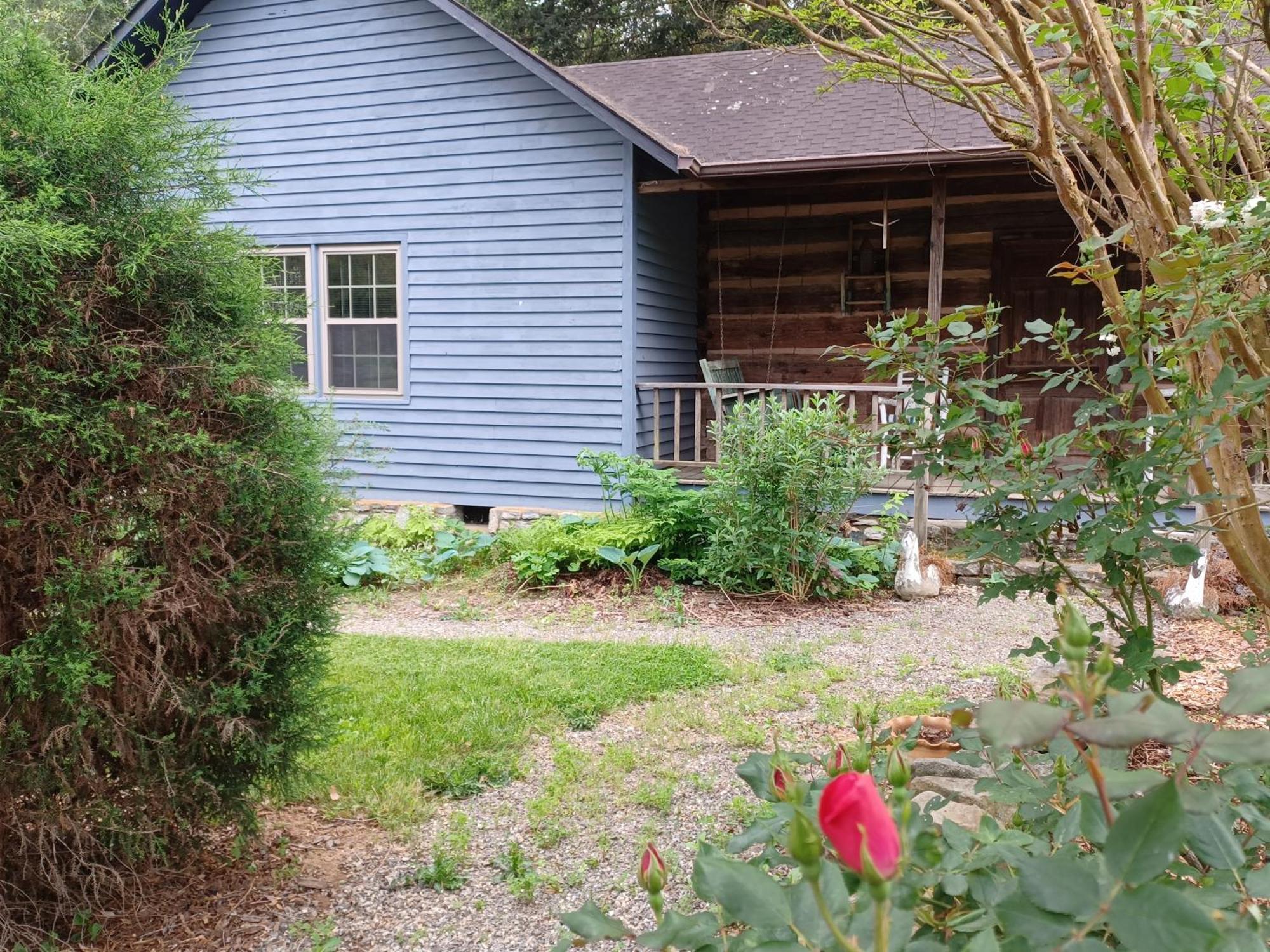 Restored1850S Log Cabin, With Gazebo And Gardens! 1 Mile To Downtown Weaverville Eksteriør bilde